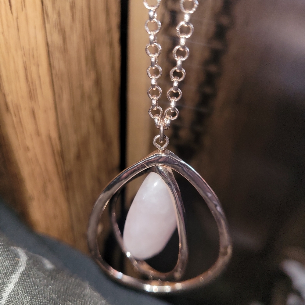 Sonoma Long necklace & teardrop shaped faceted Rose Quartz Pendant